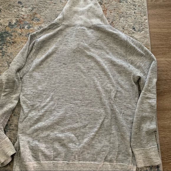 Men’s J Crew Sweater - Picture 2 of 4